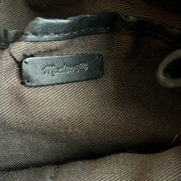 Madewell Bucket Bag - Picture 5 of 6